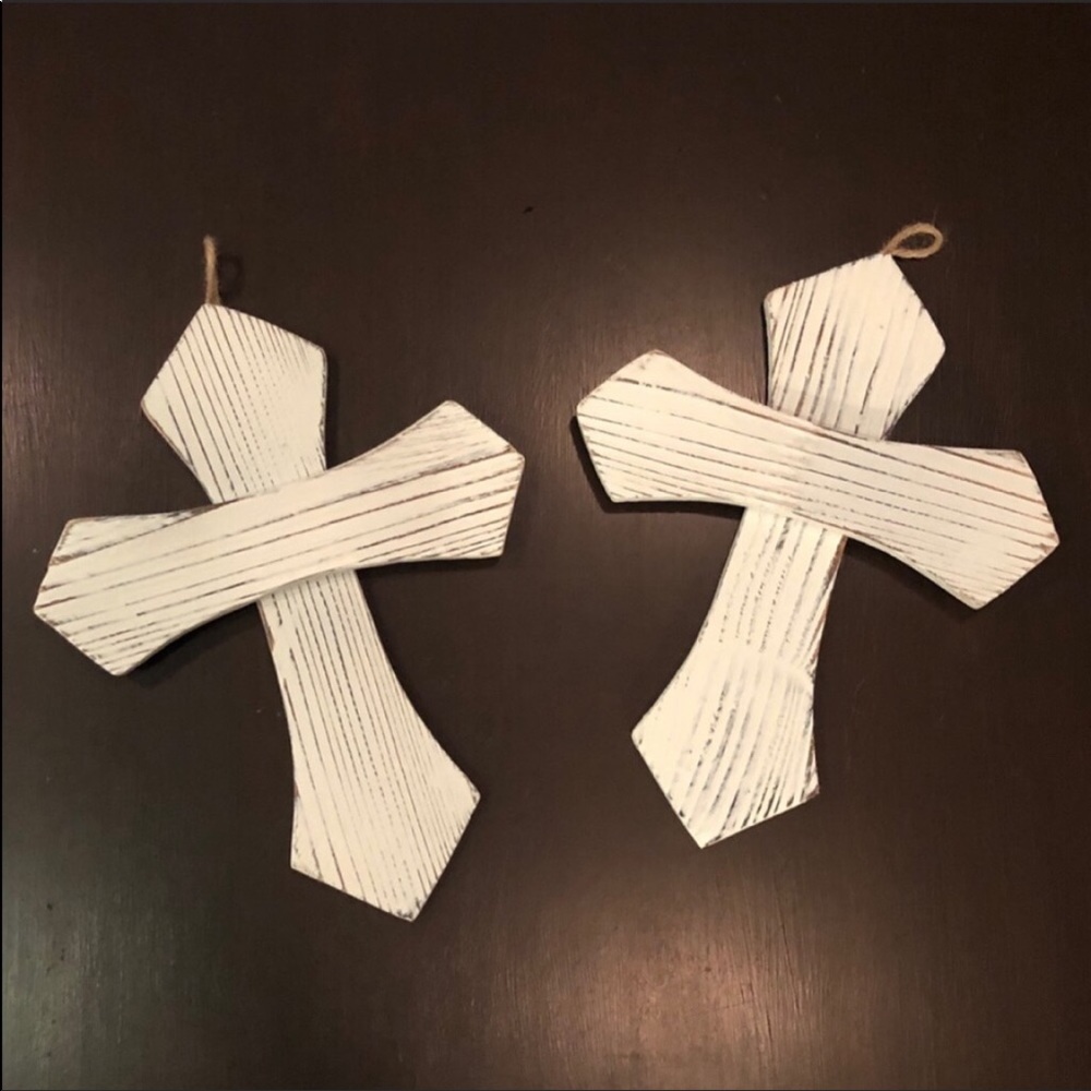(2) White Distressed Shabby Chic Wooden Crosses NWT